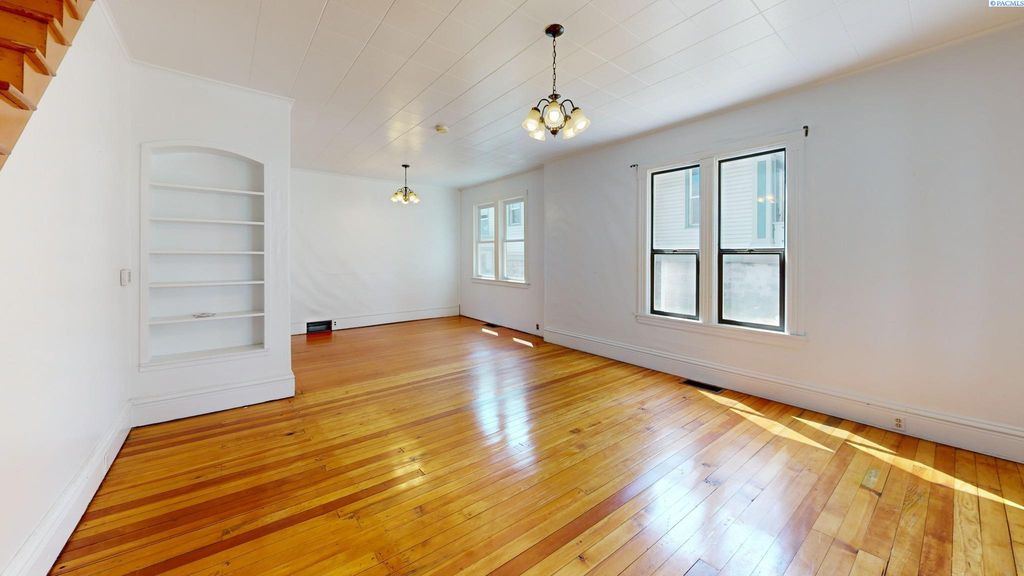 Photo of 703 S Lake St, Colfax, WA 99111 (MLS # 286168)