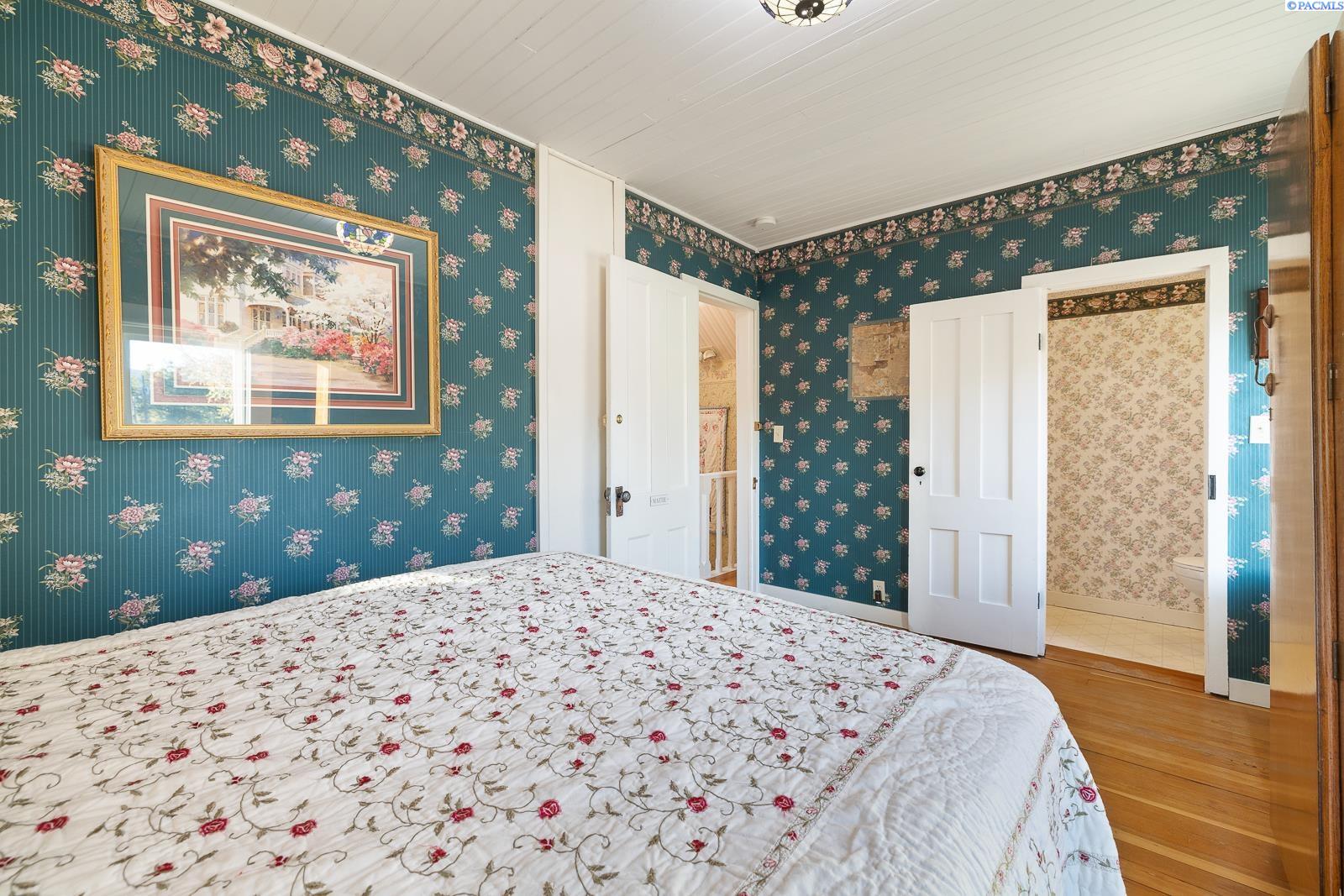 Benton City, Washington 99320, United States, 4 Bedrooms Bedrooms, ,3 BathroomsBathrooms,Residential,Pending,124854