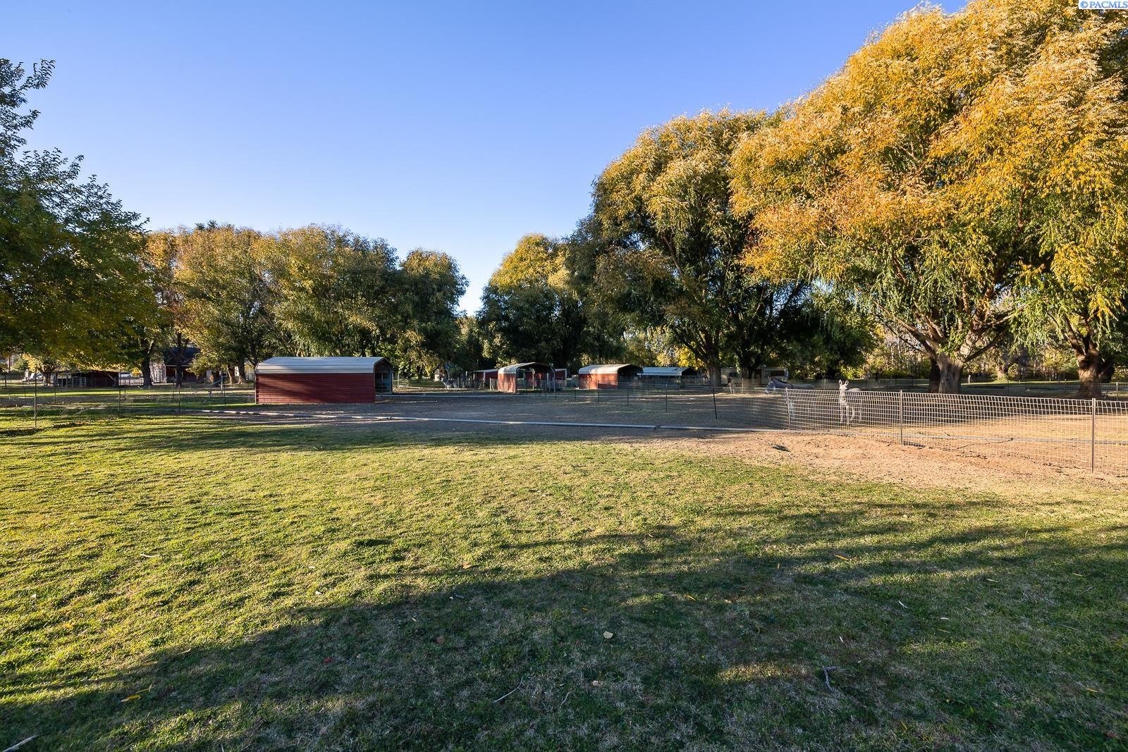 Benton City, Washington 99320, United States, 4 Bedrooms Bedrooms, ,3 BathroomsBathrooms,Residential,Pending,124854