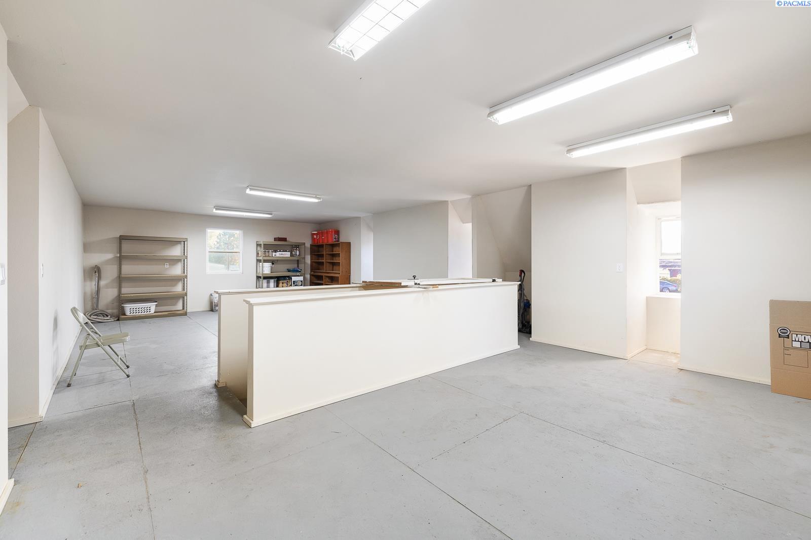 Benton City, Washington 99320, United States, 4 Bedrooms Bedrooms, ,3 BathroomsBathrooms,Residential,Pending,124854