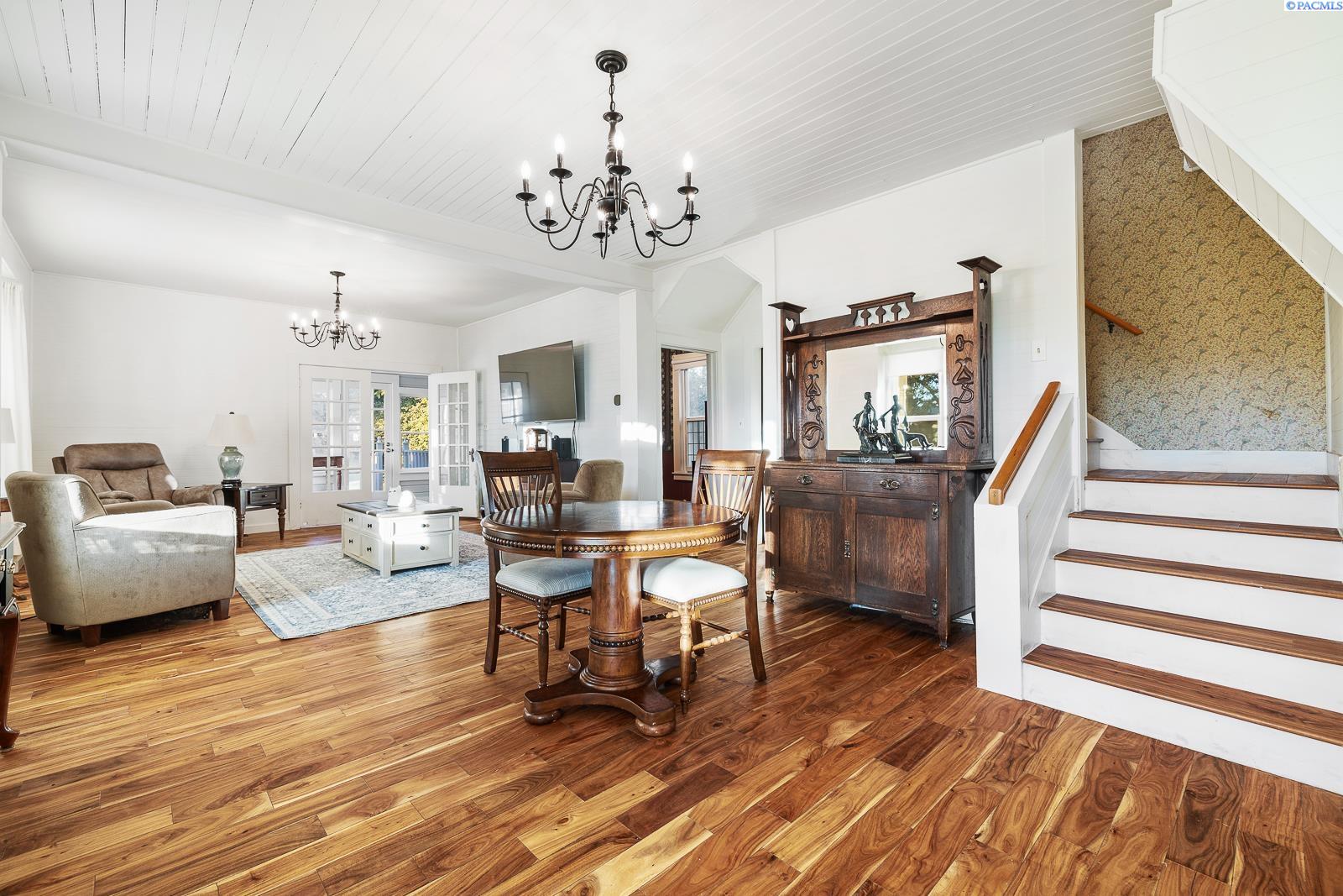 Benton City, Washington 99320, United States, 4 Bedrooms Bedrooms, ,3 BathroomsBathrooms,Residential,Pending,124854