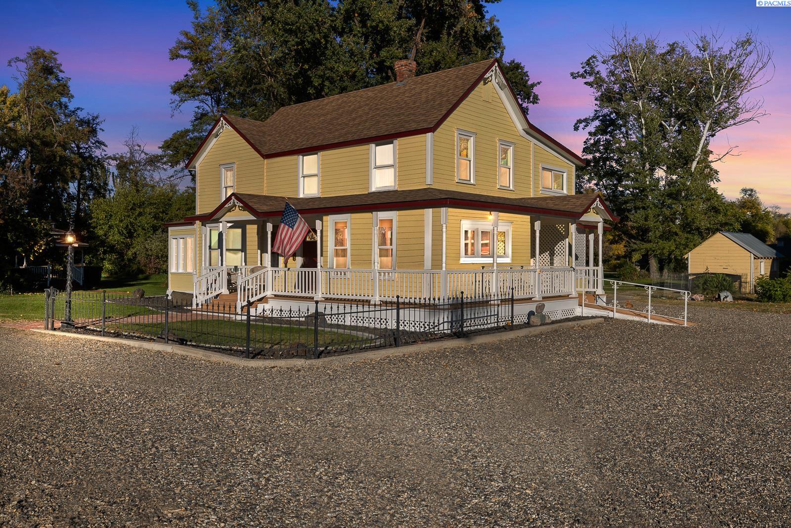 Benton City, Washington 99320, United States, 4 Bedrooms Bedrooms, ,3 BathroomsBathrooms,Residential,Pending,124854