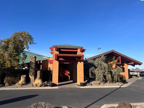 Photo of 355 N Clover Island Drive, Kennewick, WA 99336 (MLS # 283045)
