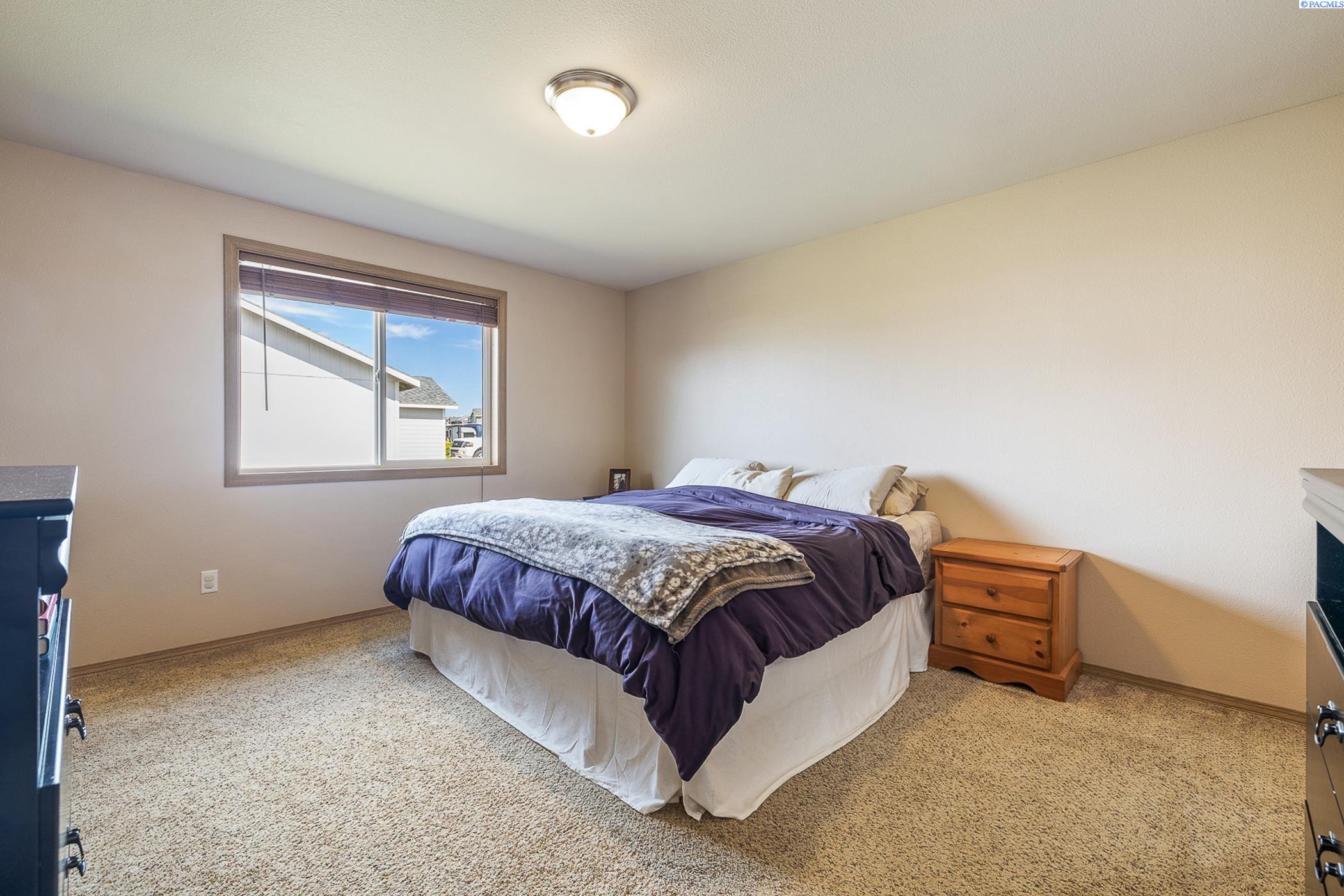 Pasco, Washington 99301, United States, 3 Bedrooms Bedrooms, ,2 BathroomsBathrooms,Residential,Active,129961