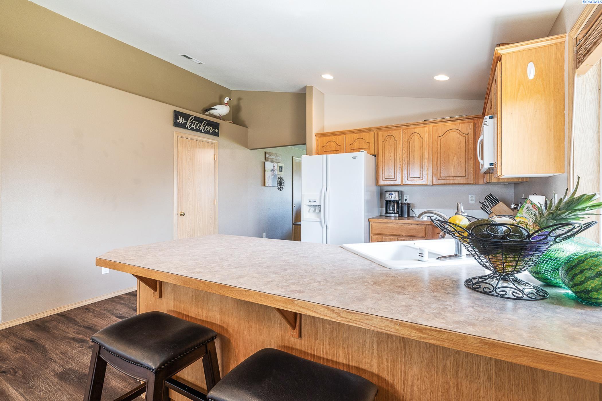 Pasco, Washington 99301, United States, 3 Bedrooms Bedrooms, ,2 BathroomsBathrooms,Residential,Active,129961