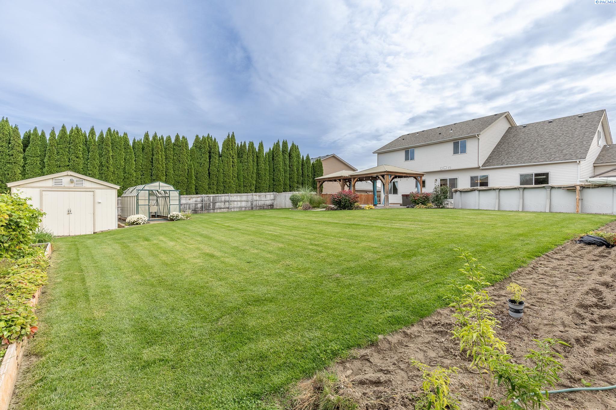 Pasco, Washington 99301, United States, 6 Bedrooms Bedrooms, ,4 BathroomsBathrooms,Residential,Active,1494