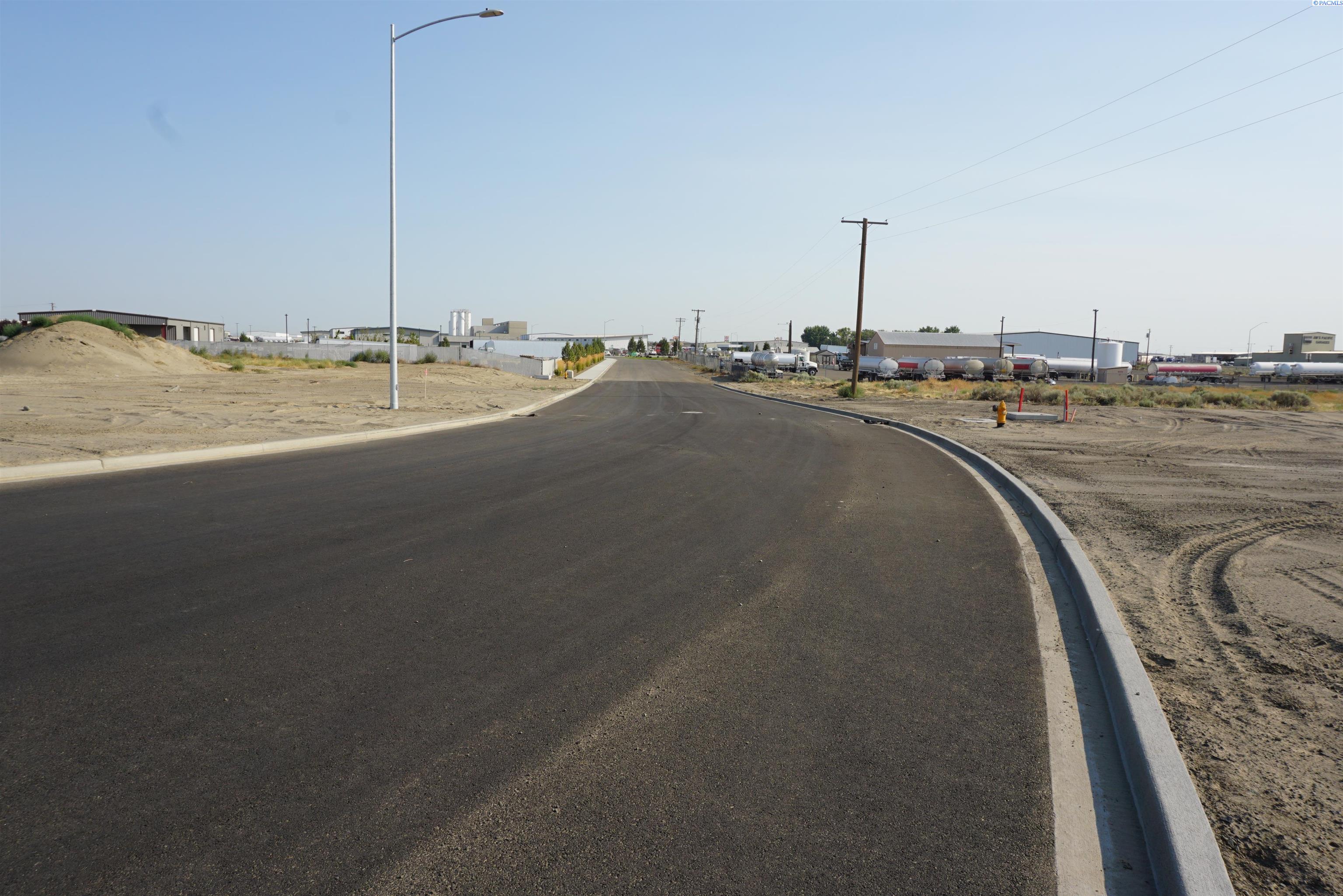 Photo 1 of 11 — Lot 8 BSP 03 Adams Street, Pasco, WA 99301