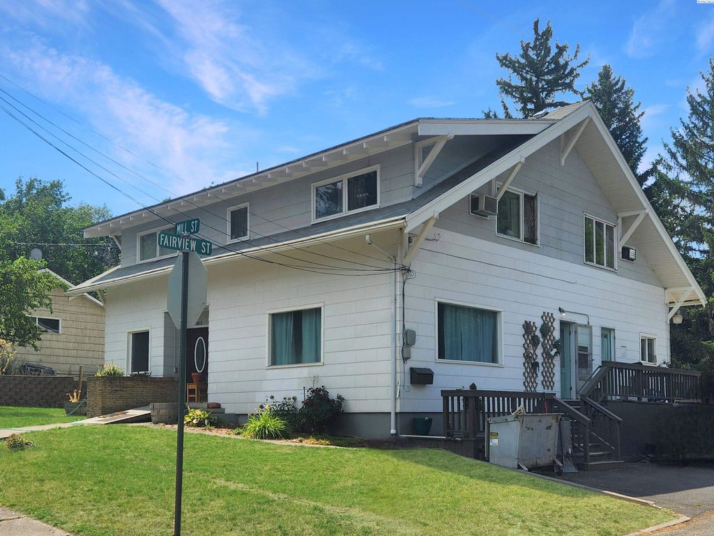 Photo of 1002 S Mill St, Colfax, WA 99111 (MLS # 284720)