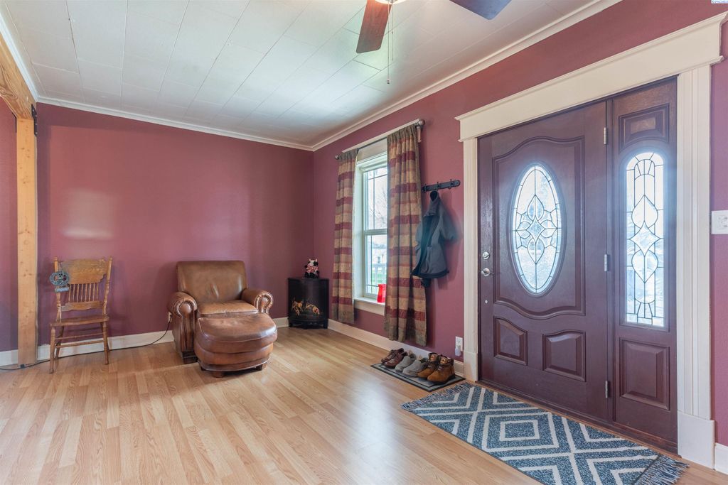 Photo of 310 E Houghton St, Palouse, WA 99161 (MLS # 283894)