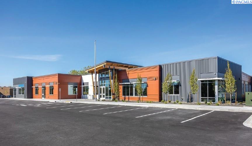 Photo 1 of 7 — 2713 N 20th Ave, Ste 116, Pasco, WA