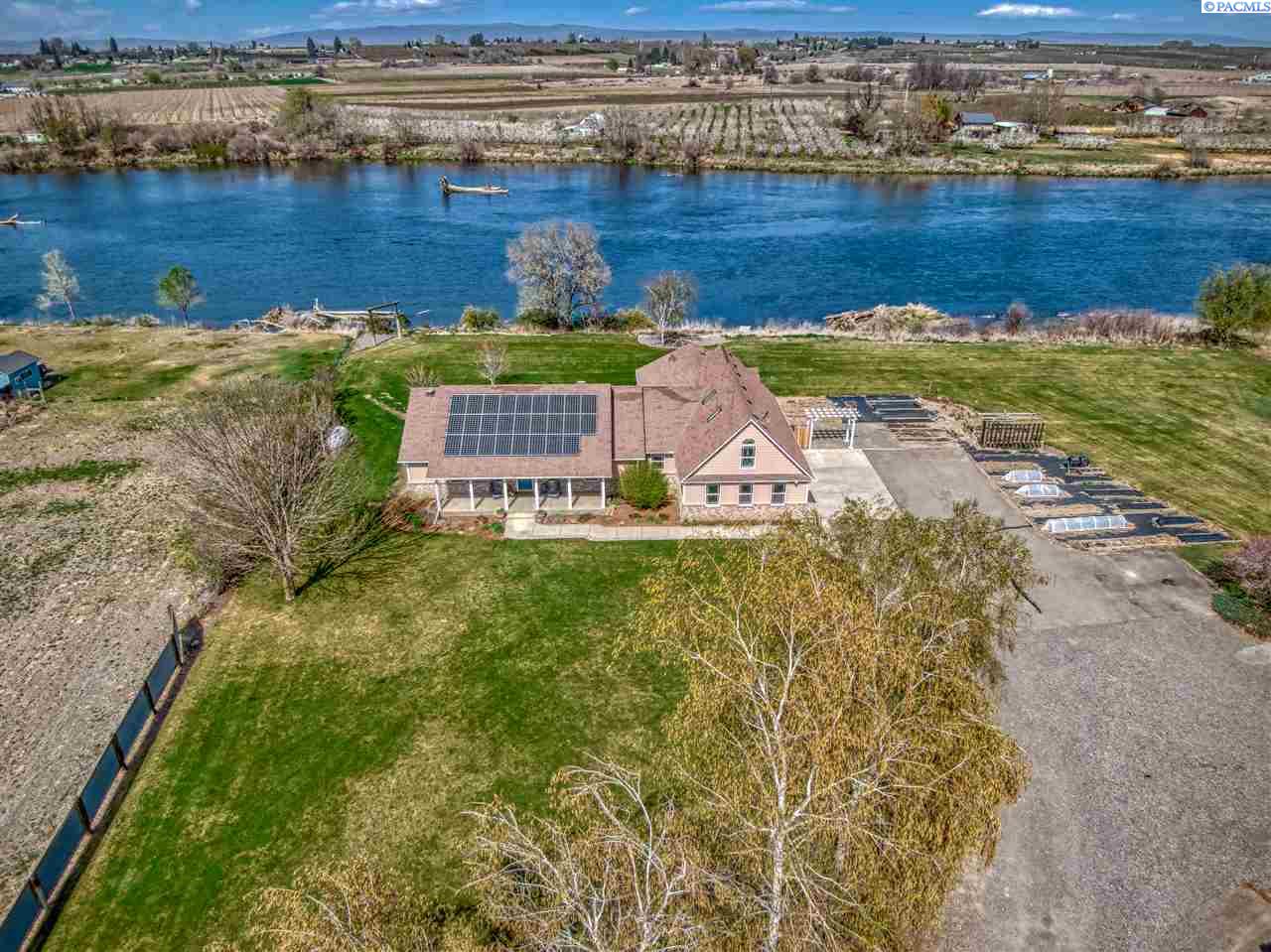 Photo 1 of 1 — 505 River Front Rd, Mabton, WA 98935