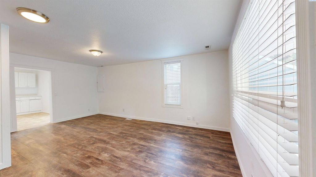 Photo of 317 E Fairview St, Colfax, WA 99111 (MLS # 284224)