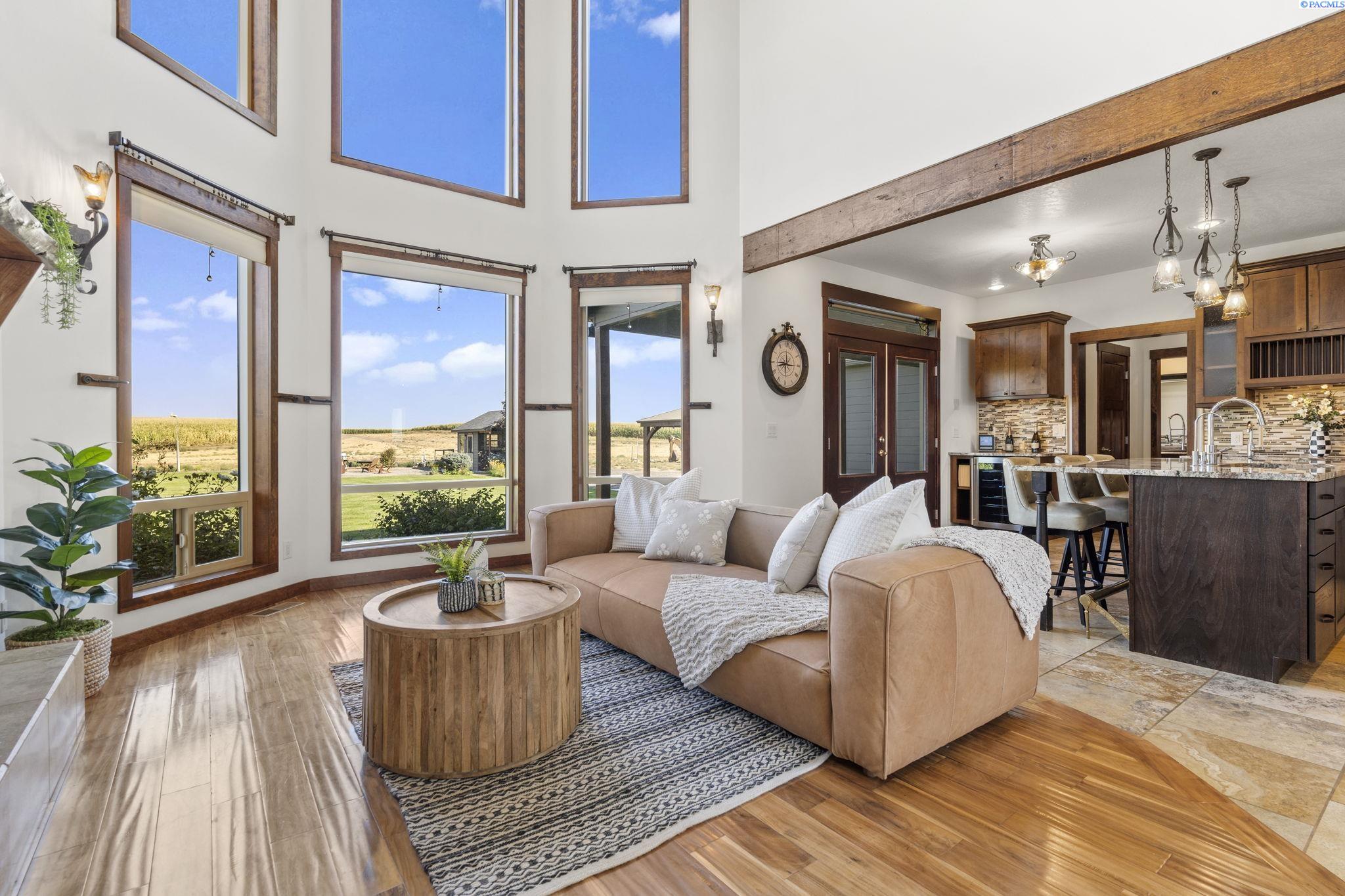 Pasco, Washington 99301, United States, 4 Bedrooms Bedrooms, ,3 BathroomsBathrooms,Residential,Active,53390