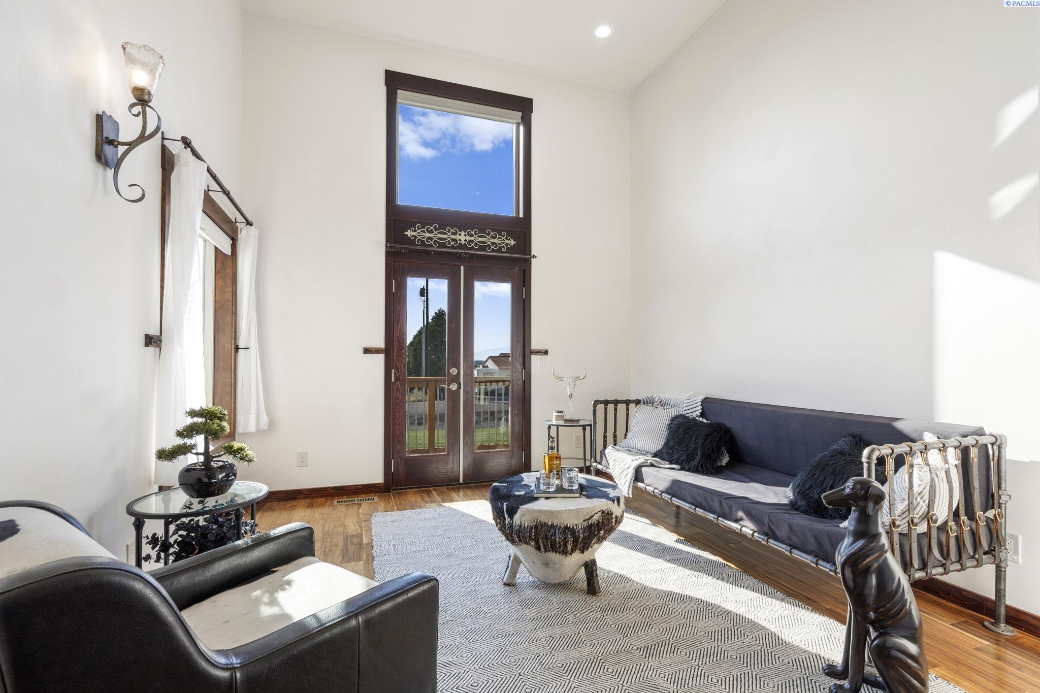 Pasco, Washington 99301, United States, 4 Bedrooms Bedrooms, ,3 BathroomsBathrooms,Residential,Active,53390