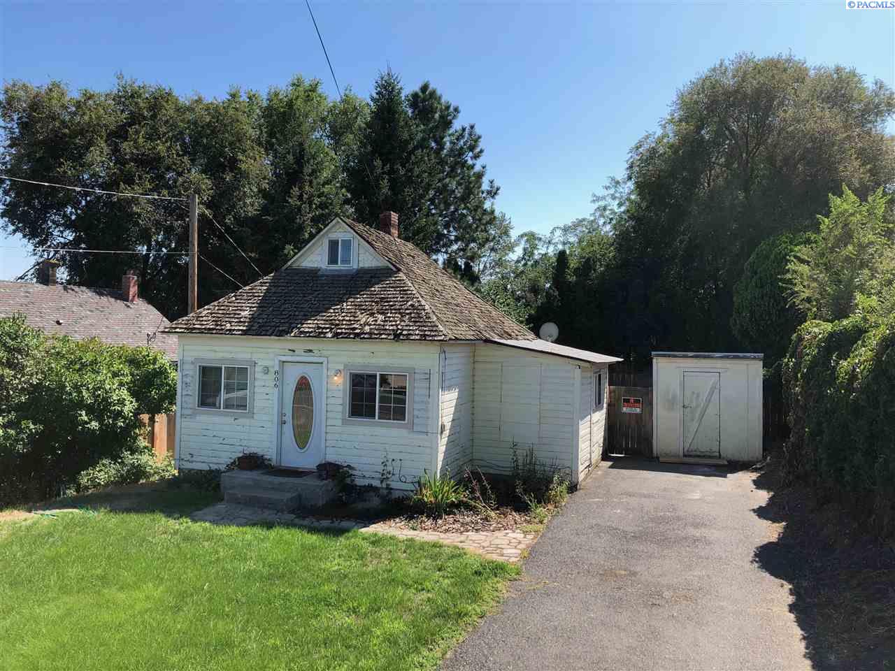 Photo 1 of 1 — 806 2nd Ave., Zillah, WA 98953