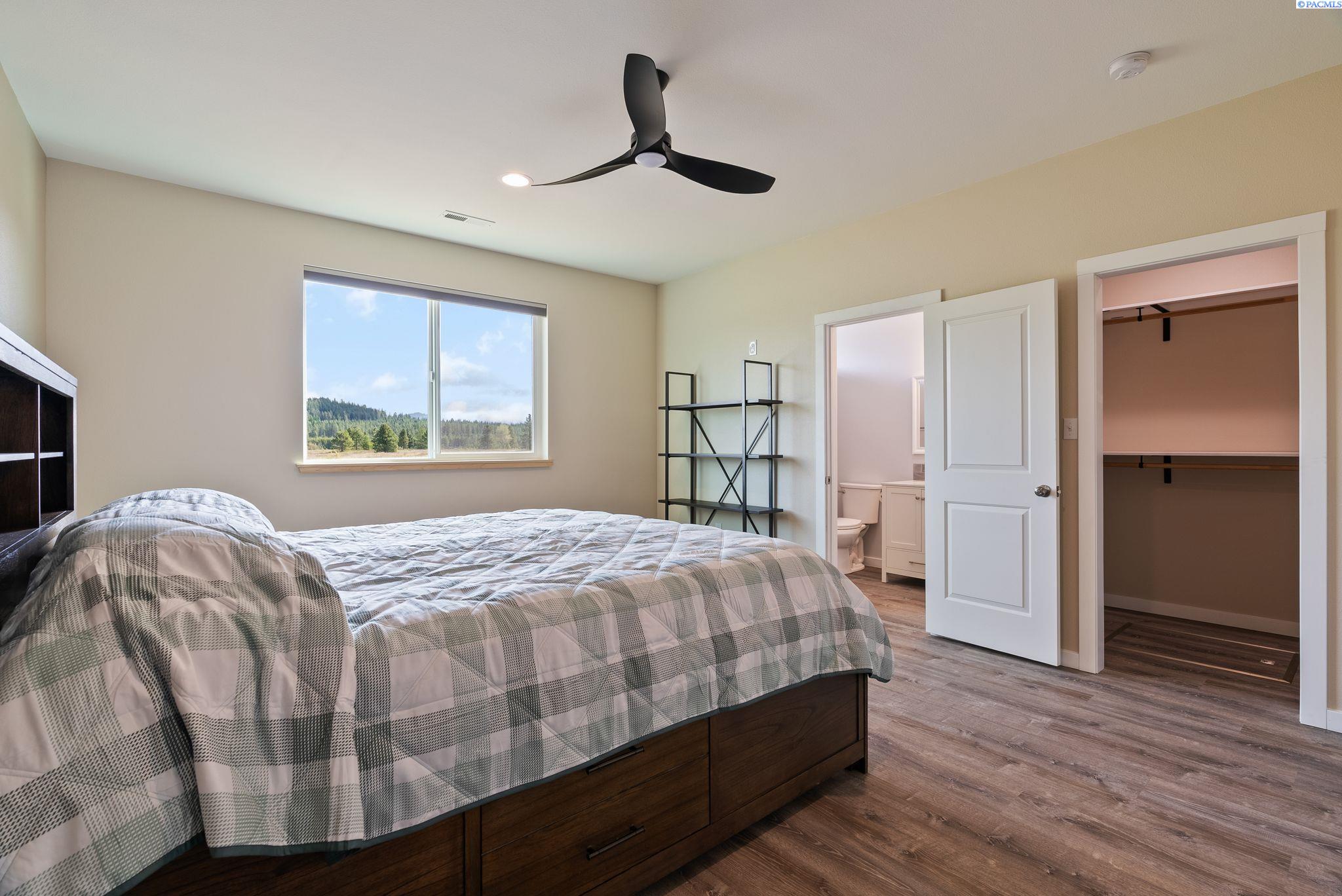 Newport, Washington 99156, United States, 3 Bedrooms Bedrooms, ,2 BathroomsBathrooms,Residential,Active,120587