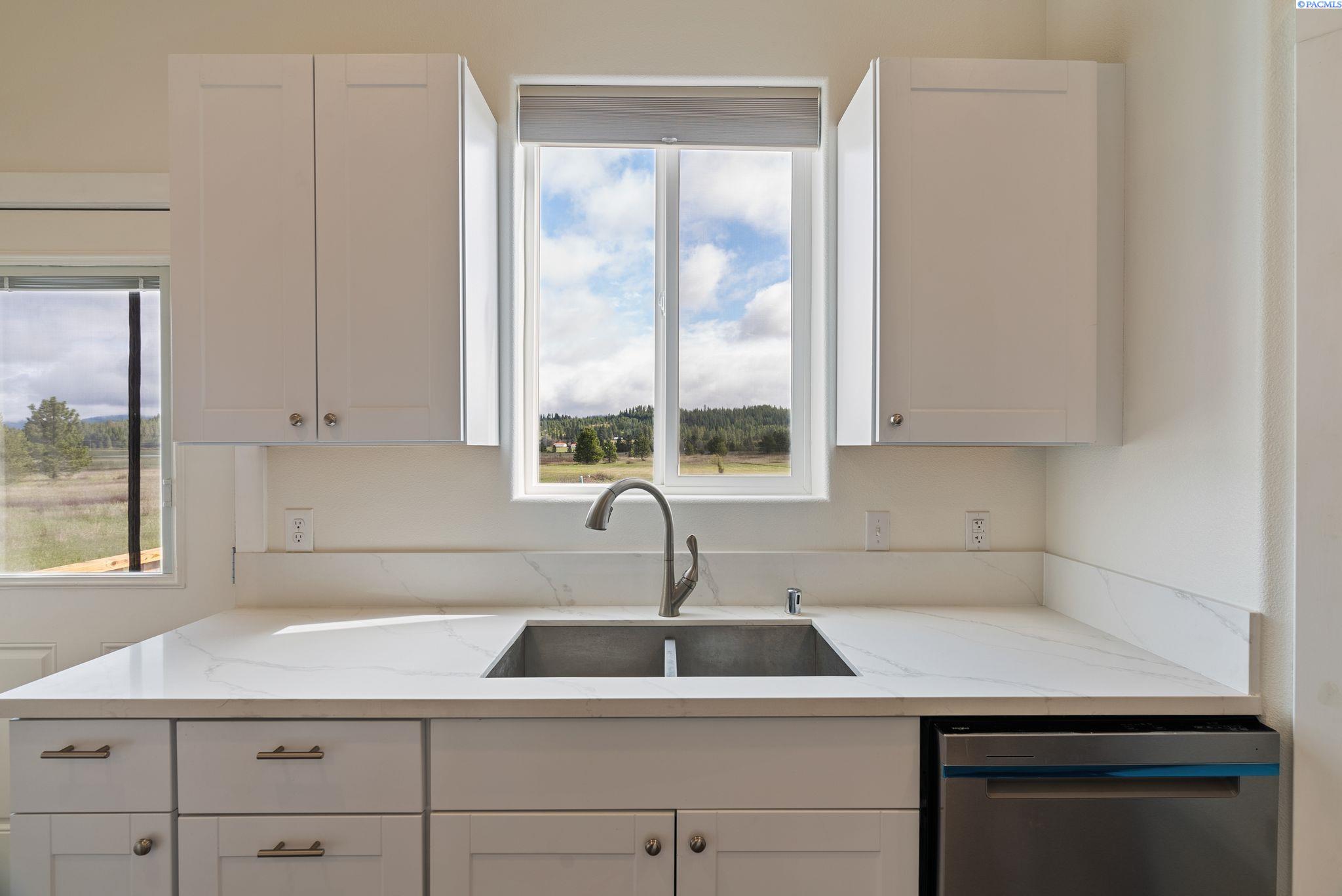 Newport, Washington 99156, United States, 3 Bedrooms Bedrooms, ,2 BathroomsBathrooms,Residential,Active,120587