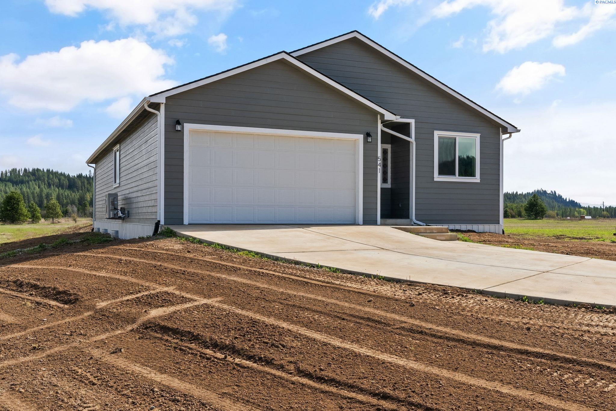 Newport, Washington 99156, United States, 3 Bedrooms Bedrooms, ,2 BathroomsBathrooms,Residential,Active,120587