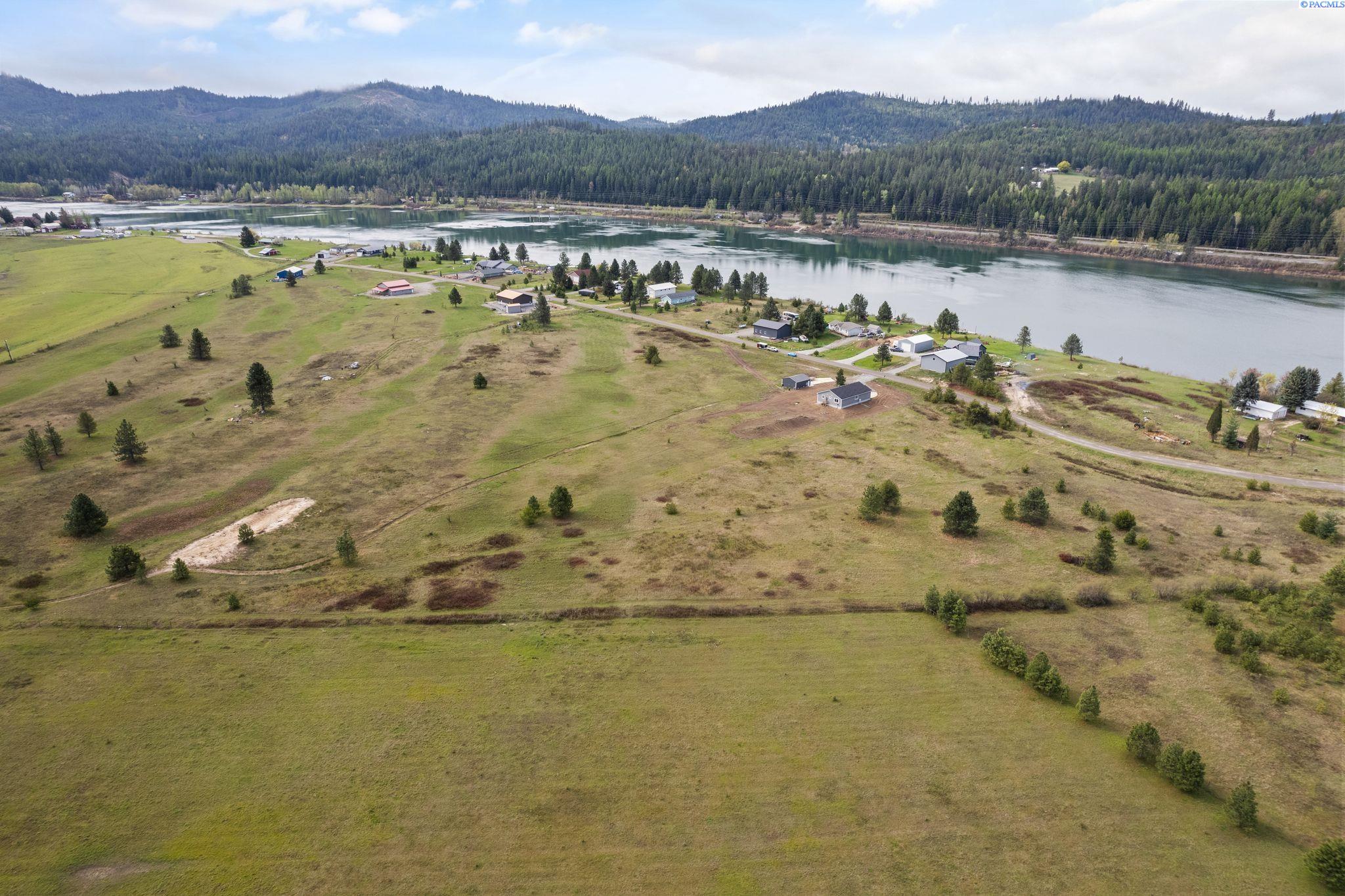 Newport, Washington 99156, United States, 3 Bedrooms Bedrooms, ,2 BathroomsBathrooms,Residential,Active,120587