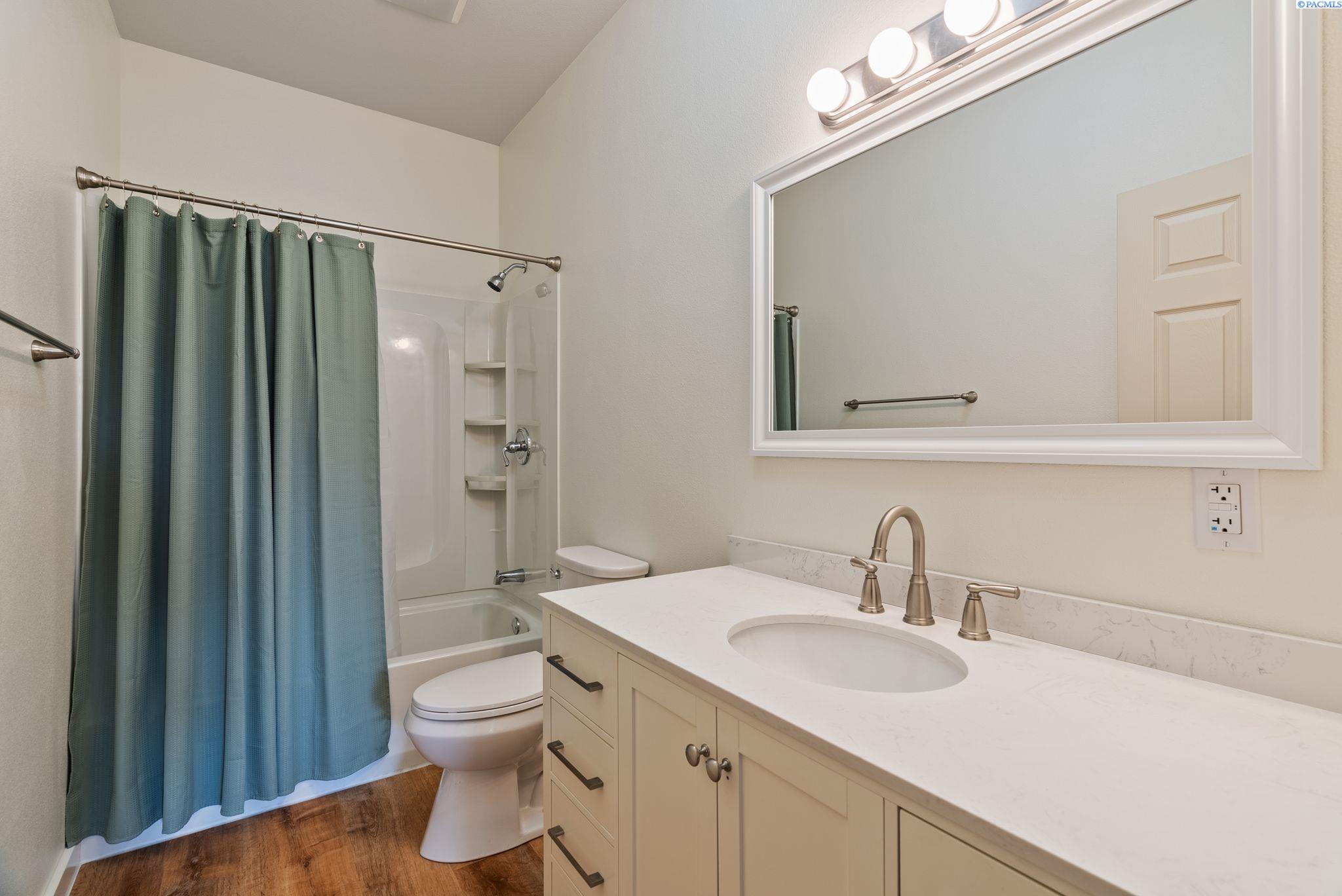 Newport, Washington 99156, United States, 3 Bedrooms Bedrooms, ,2 BathroomsBathrooms,Residential,Active,120587