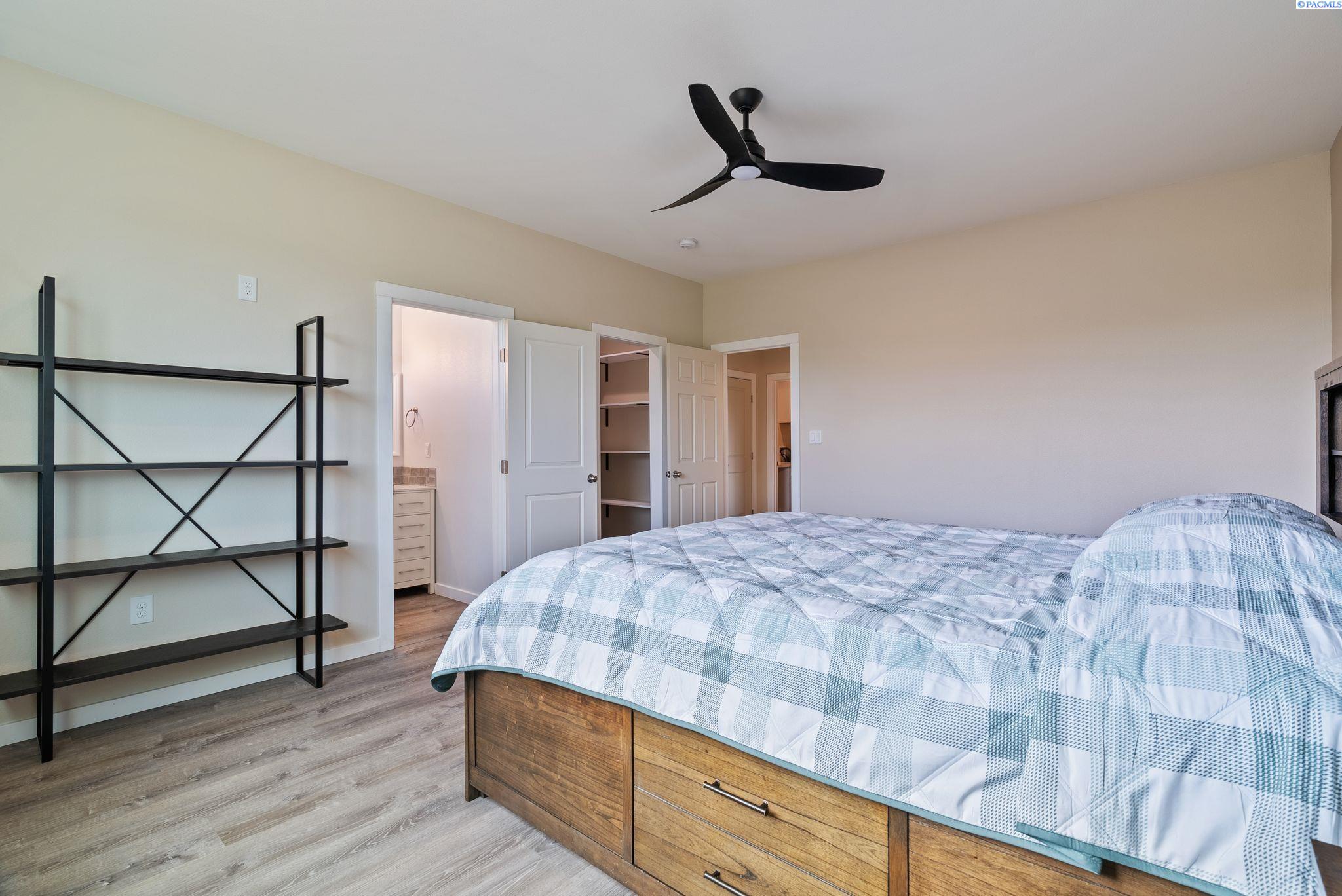 Newport, Washington 99156, United States, 3 Bedrooms Bedrooms, ,2 BathroomsBathrooms,Residential,Active,120587