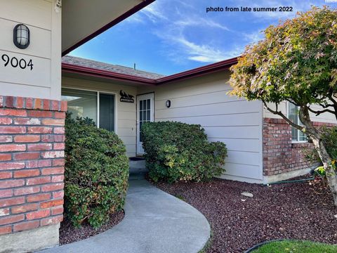 Photo of 9004 Pooler, Pasco, WA 99301 (MLS # 265650)