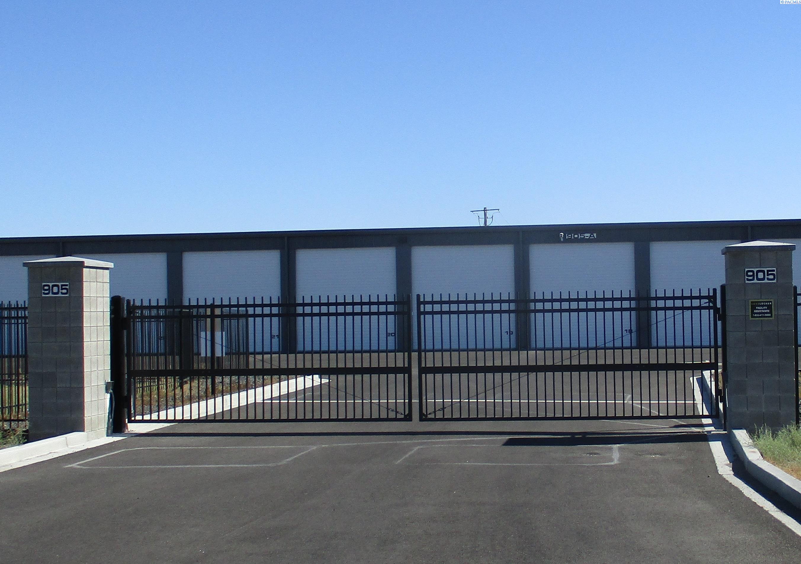 Photo 1 of 8 — 903 W Curie Street Unit A30, Richland, WA 99354