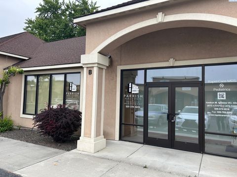 Photo of 5602 W Clearwater Ave, Kennewick, WA 99336 (MLS # 284413)