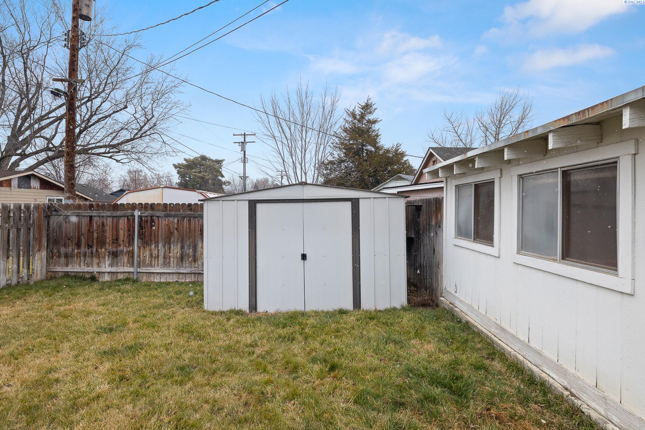 Richland, Washington 99354, United States, 3 Bedrooms Bedrooms, ,1 BathroomBathrooms,Residential,Pending,6603