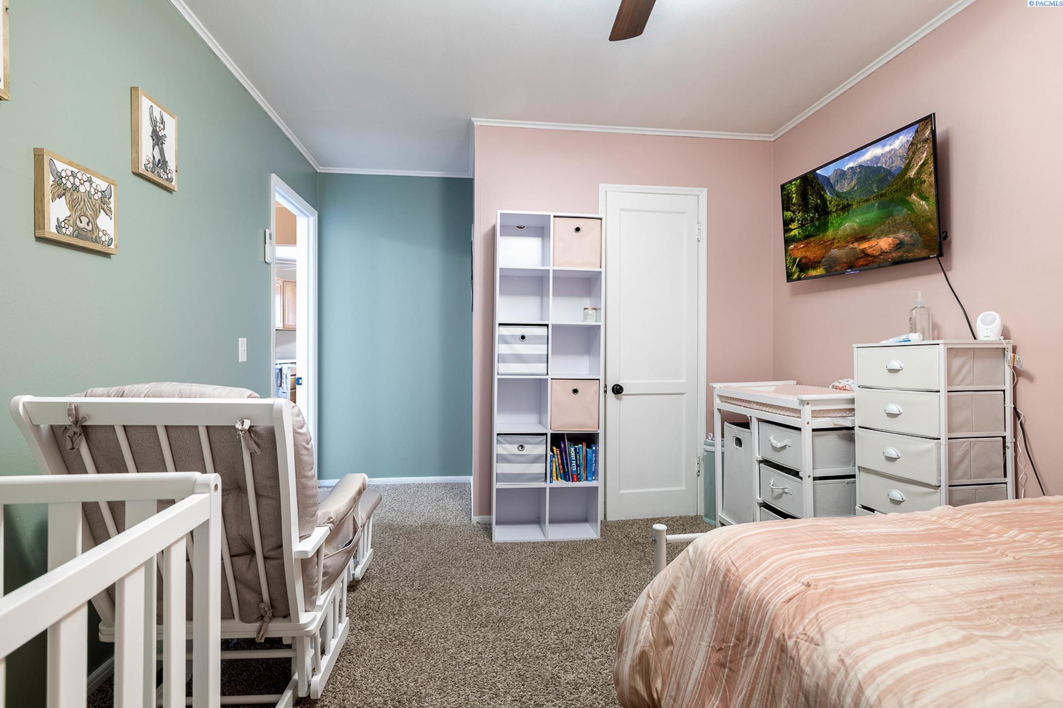 Richland, Washington 99354, United States, 3 Bedrooms Bedrooms, ,1 BathroomBathrooms,Residential,Pending,6603