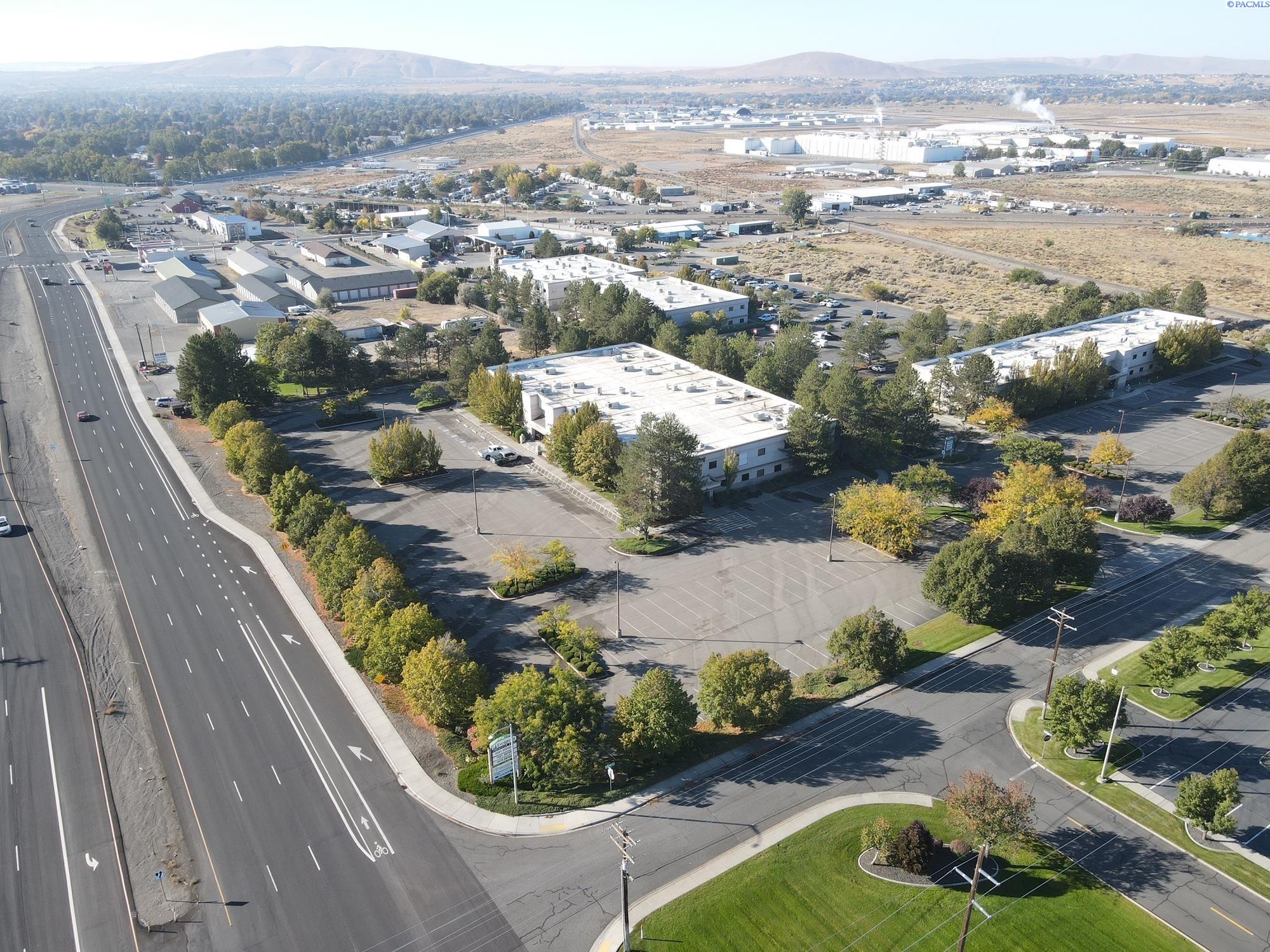 Photo 1 of 14 — 2261 Stevens Dr, Richland, WA 99352