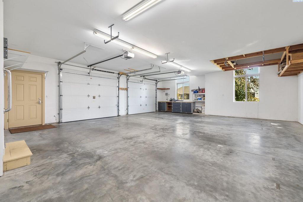 listing image 41