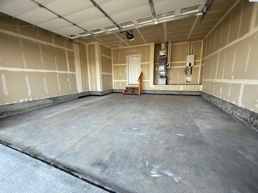 listing image 41
