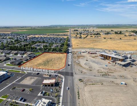 Photo of N Road 68, Pasco, WA 99301 (MLS # 278341)