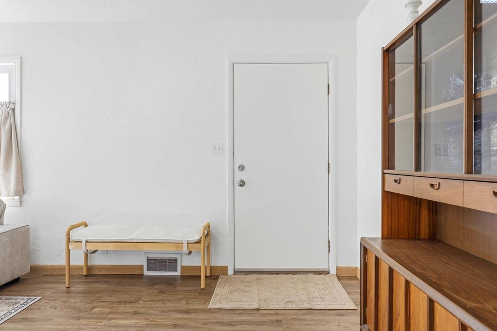 Photo of 444 S Almira Avenue, Connell, WA 99326 (MLS # 292073)