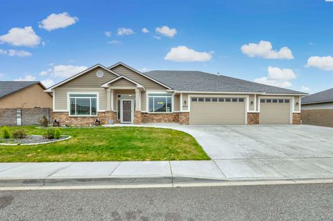 Photo of 4502 Tamarisk Drive, Pasco, WA 99301 (MLS # 291383)