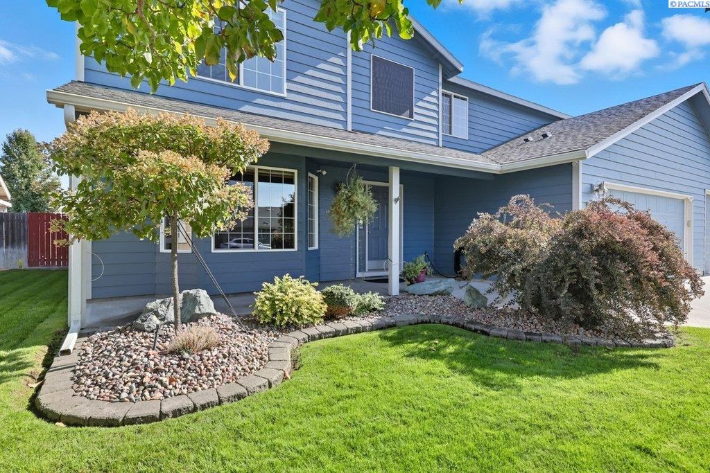 Photo of 5107 Valdez Ln, Pasco, WA 99301 (MLS # 288149)