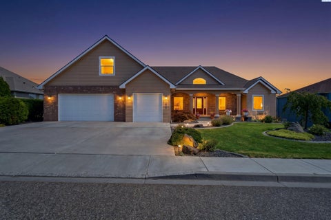 Photo of 1626 Meadow Hills Dr, Richland, WA 99352 (MLS # 294510)