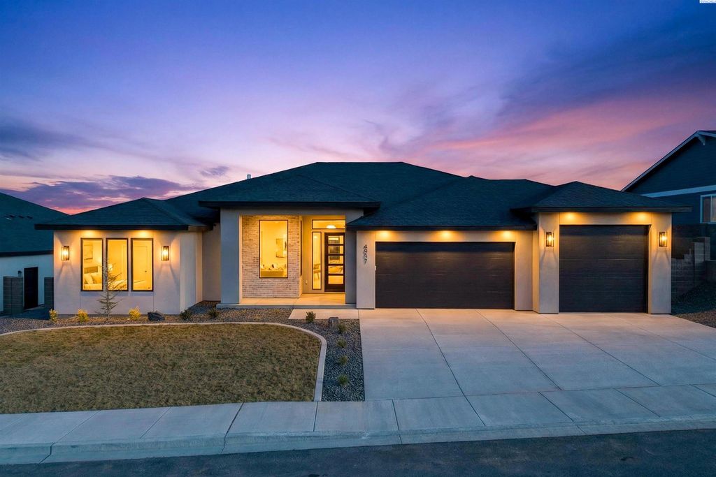 Photo of 4857 S Reed St, Kennewick, WA 99337 (MLS # 289805)