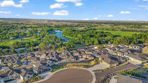 Photo of 3560 Orchard St, West Richland, WA 99353 (MLS # 289803)