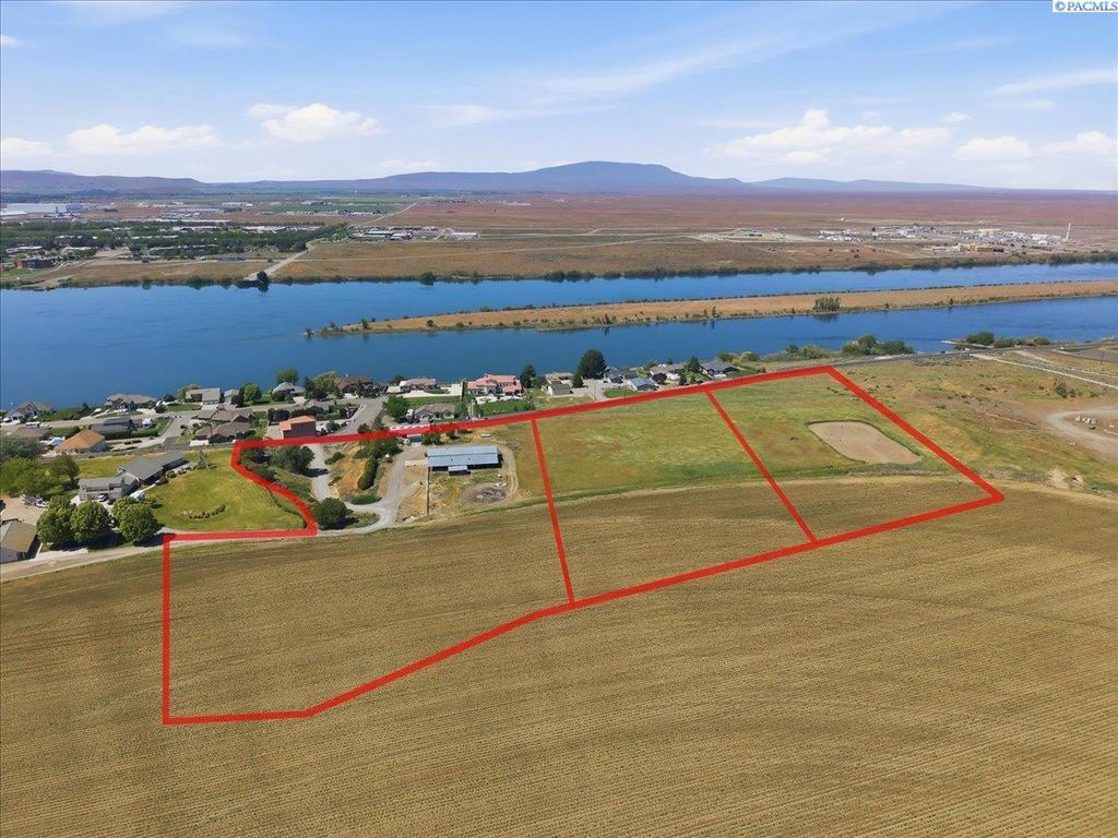 Photo of 7198 Columbia River Rd, Pasco, WA 99301 (MLS # 292797)