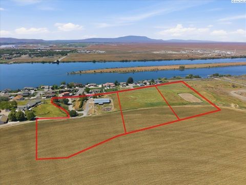Photo of 7198 Columbia River Rd, Pasco, WA 99301 (MLS # 292797)
