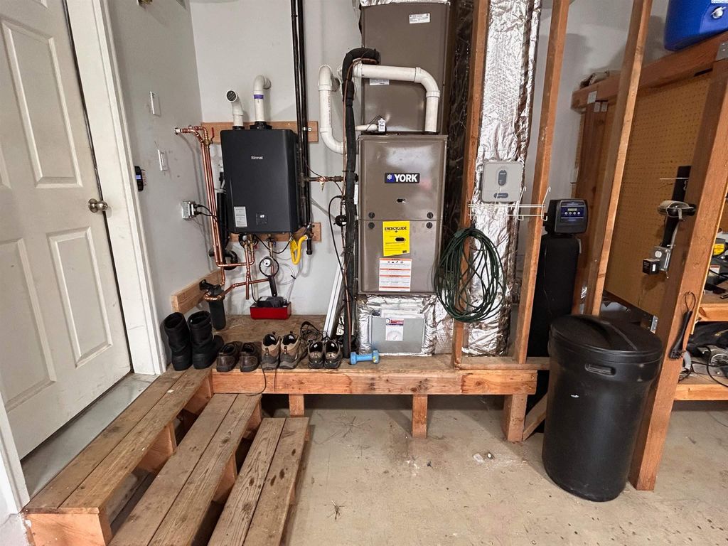 Photo of 1725 NW Ventura Dr, Pullman, WA 99163 (MLS # 292089)