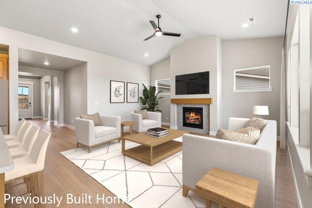 Photo of 5712 Flathead Ave, Pasco, WA 99301 (MLS # 290365)