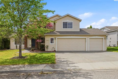 Photo of 2873 Troon Ct, Richland, WA 99354 (MLS # 292338)