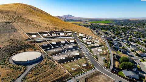 Photo of 4701 Ferrero Drive #LOT14, West Richland, WA 99353 (MLS # 293885)