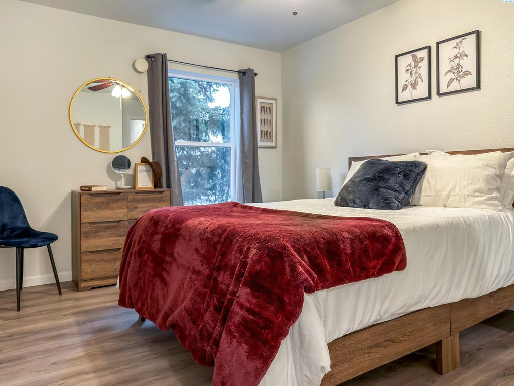 Photo of 1645 NE Merman Dr C204 Dr #C204, Pullman, WA 99163 (MLS # 291243)