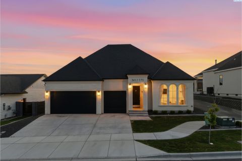 Photo of 2271 Estate Ave, Richland, WA 99352 (MLS # 293130)