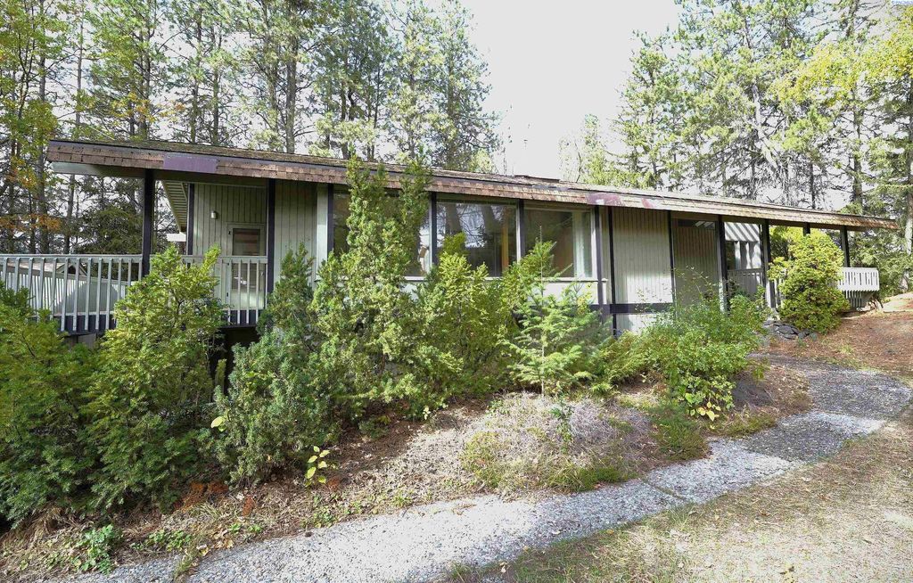 Photo of 1655 SW View Dr, Pullman, WA 99163 (MLS # 288208)