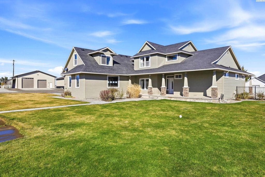 Photo of 21411 S Clodfelter Rd, Kennewick, WA 99338 (MLS # 290776)